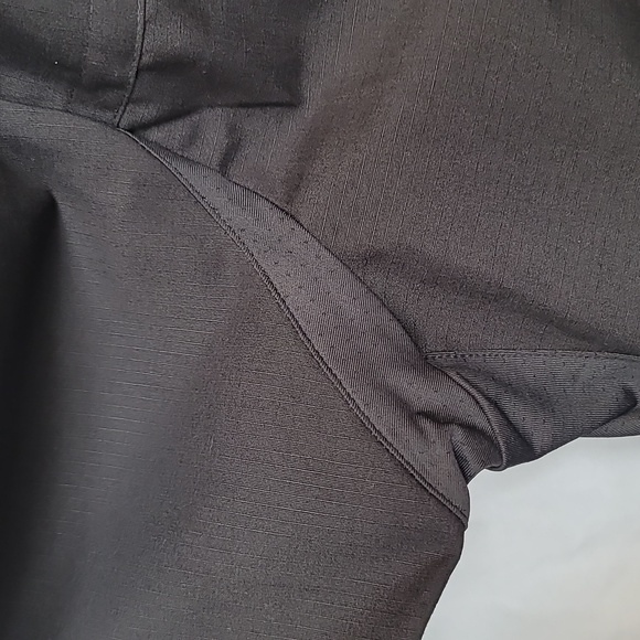 Tactical XL black short sleeve shirt - Picture 8 of 9